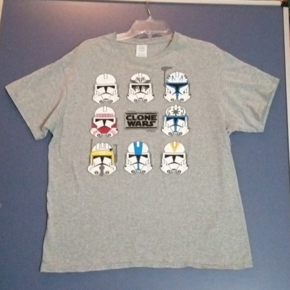 Star Wars The Clone Wars TShirt L Grey
